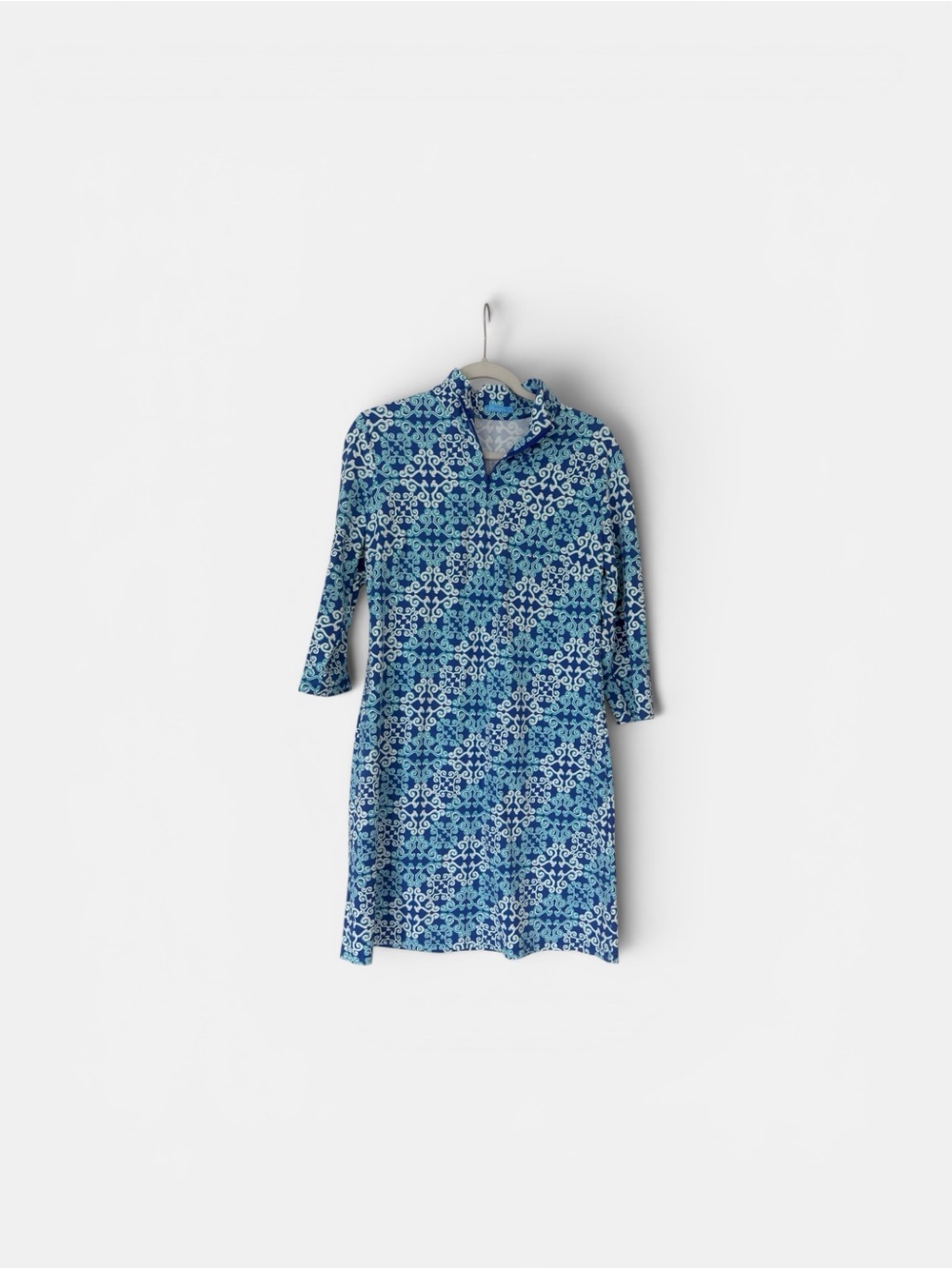 J. McLaughlin Blue Multi-Patterned Midi Shirt Dress